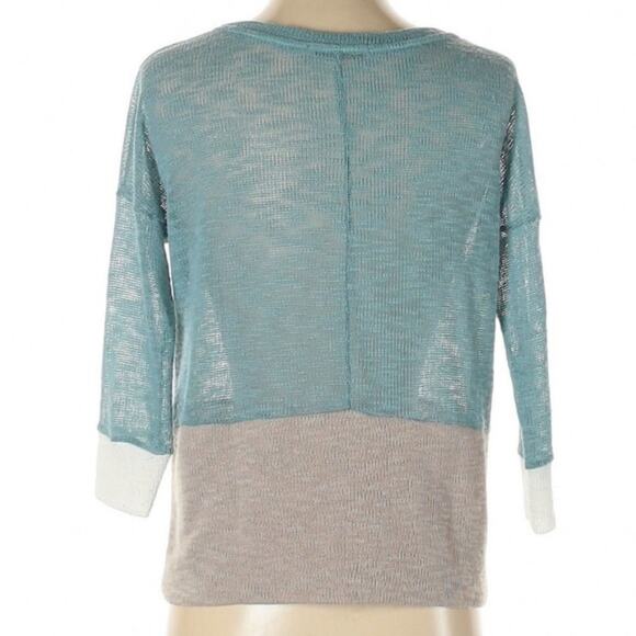 Chloe K colorblock blue xs knit sweater - Picture 9 of 9